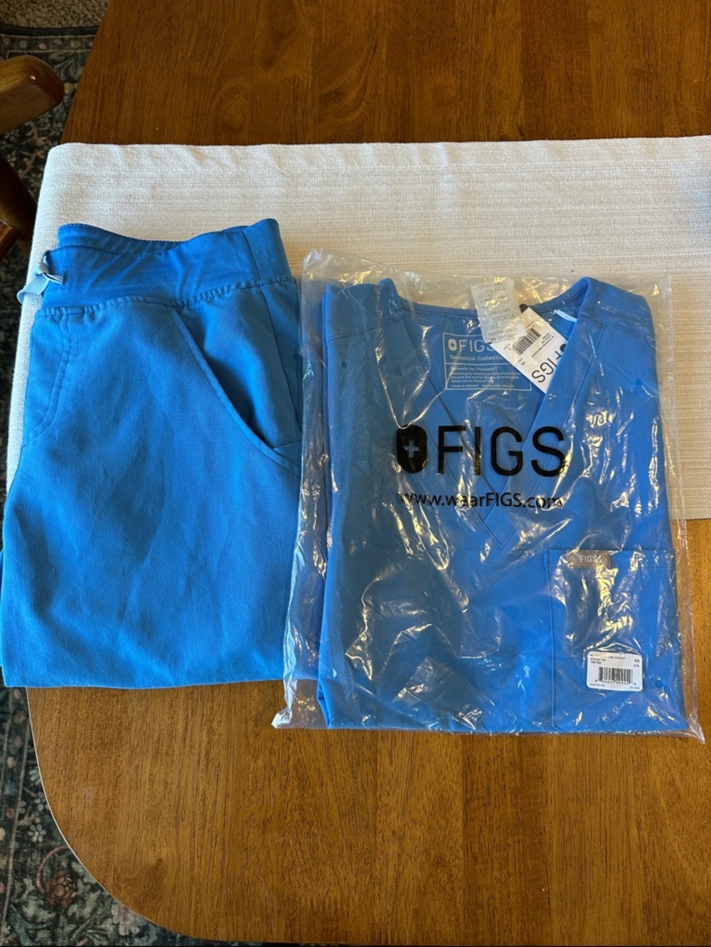 Figs Scrub Set in Blue
